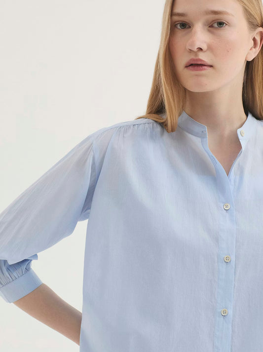 Camisa mao de voile de algodón de Nice Things en color azul claro