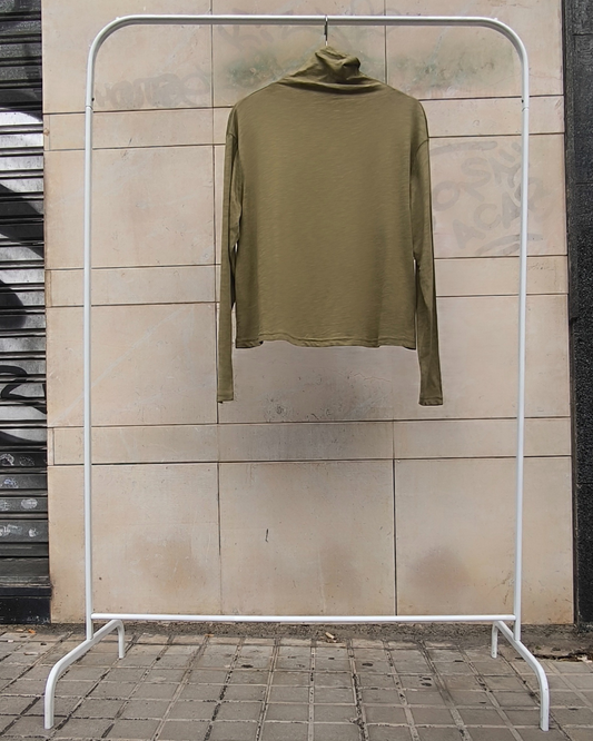 Blusa manga larga cuello alto