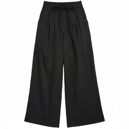 Detalle de pantalón culotte negro Desires para mujer