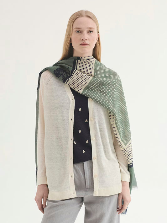 Fular Dots & Flowers verde caqui de Nice Things en color verde caqui