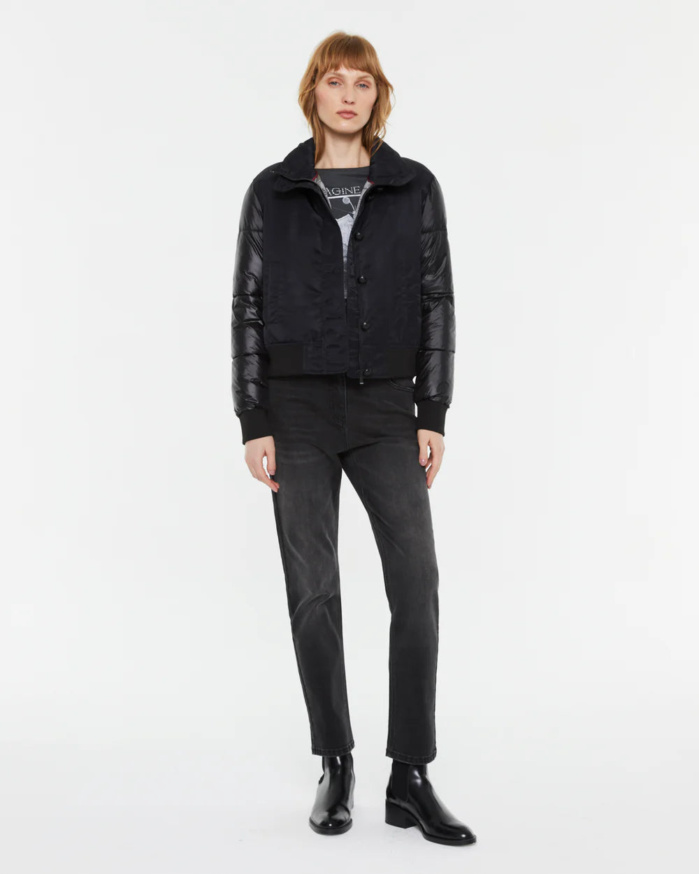 Parka acolchada corta — look completo