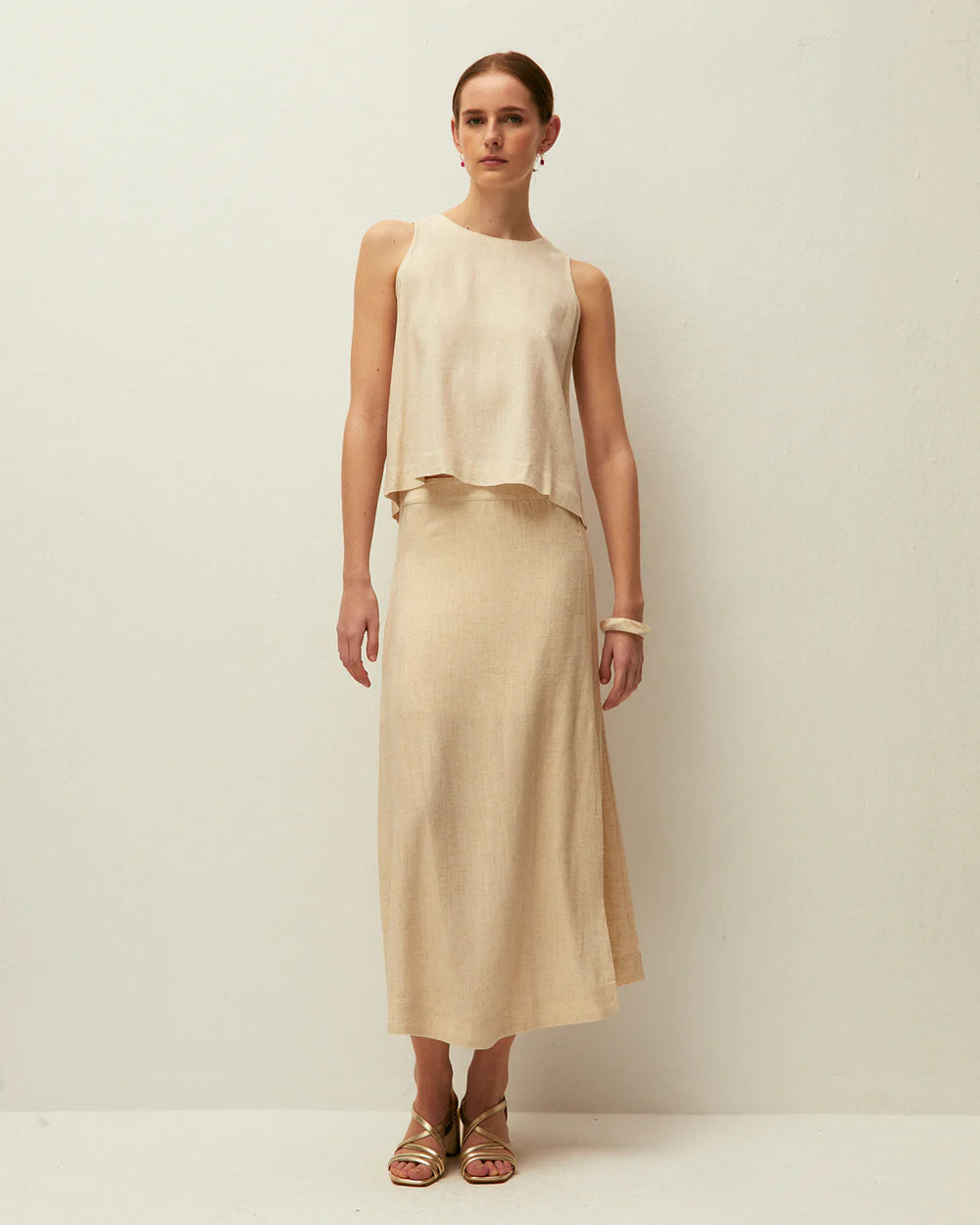 Falda midi dorada System Action para mujer con efecto foil