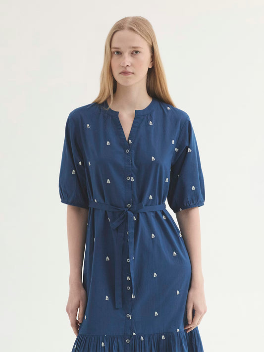 Vestido bordado Calico de Nice Things en color azul intenso