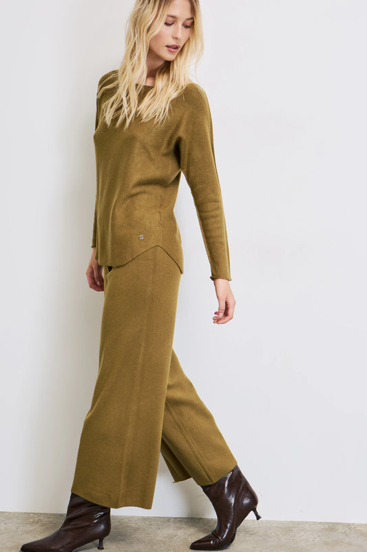 Twin set de punto con top y pantalón