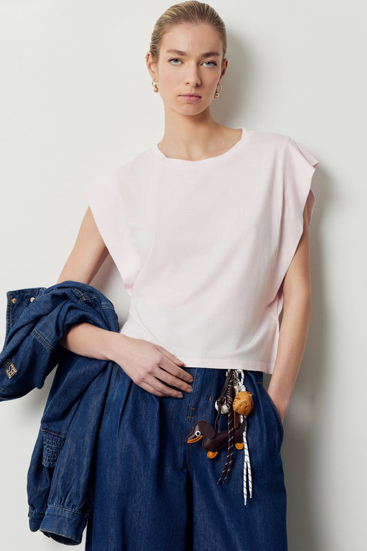 Camiseta con hombro marcado de BSB en color rosa claro