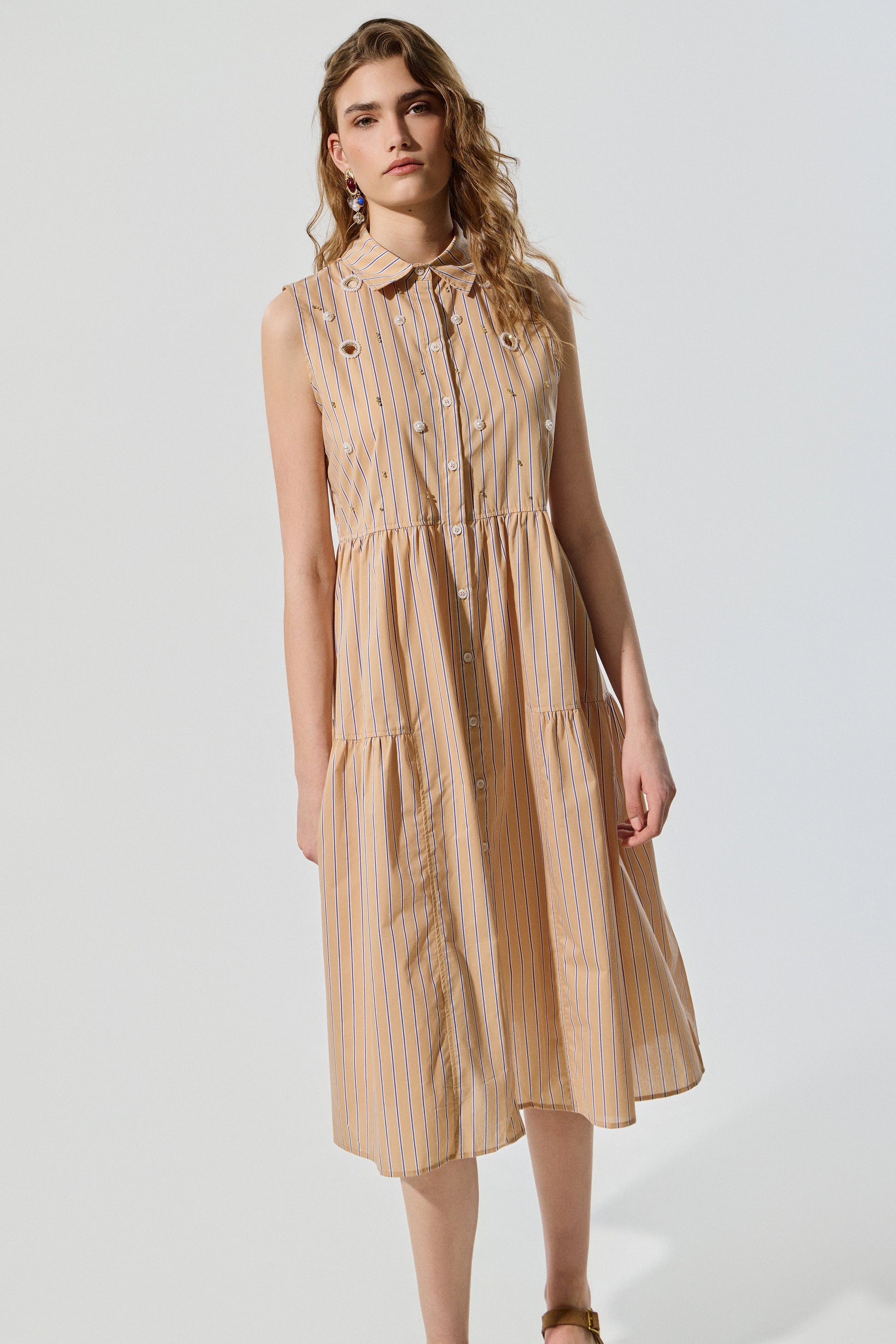Vestido BSB midi con raya diplomática y caída recta