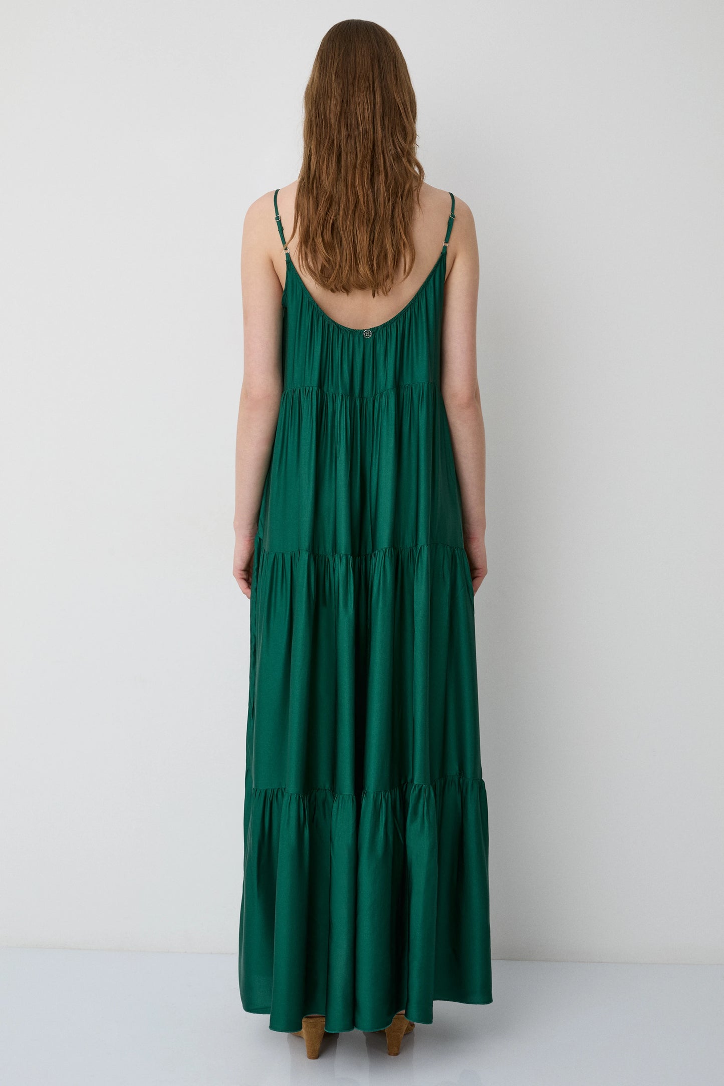 Vestido BSB para mujer con caída fluida verde esmeralda