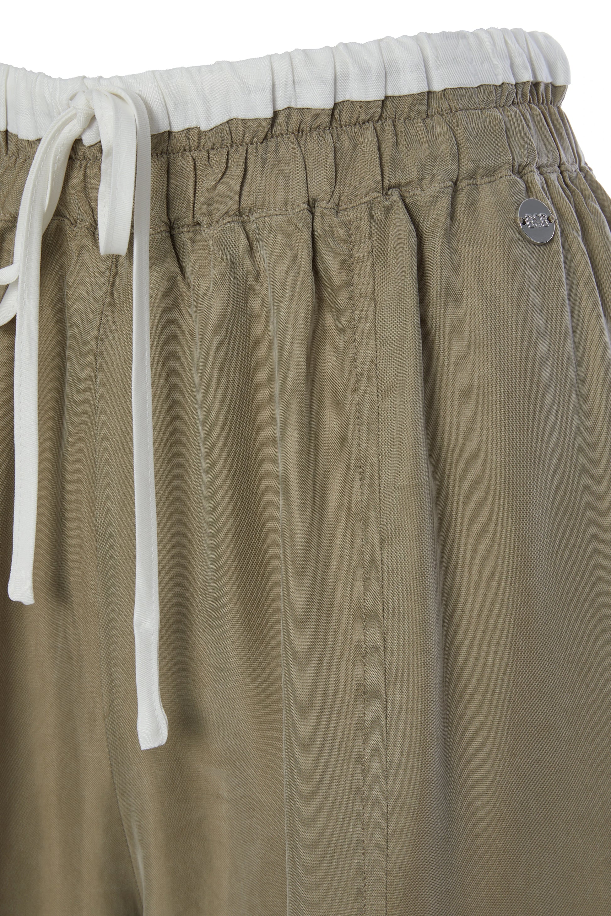 Pantalón de cupro y viscosa BSB con caída suave