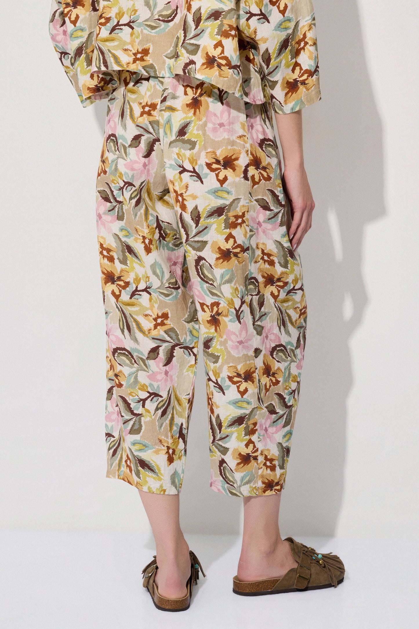 Pantalón estampado de corte relajado