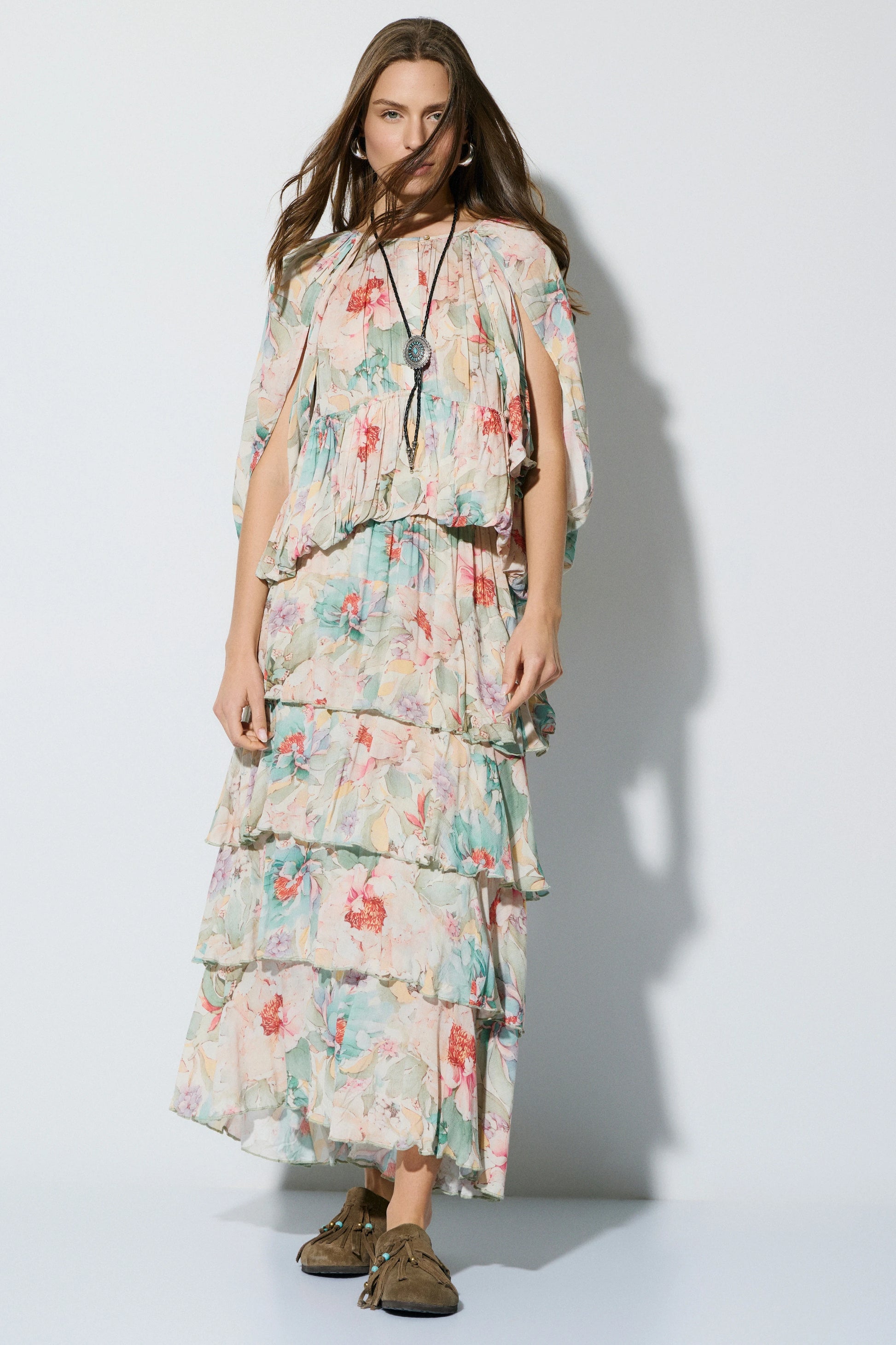 Falda midi estampada BSB para mujer con movimiento