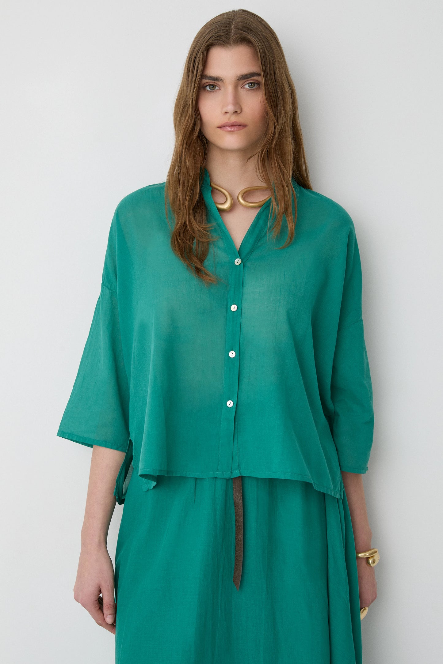 Blusa lisa de manga corta