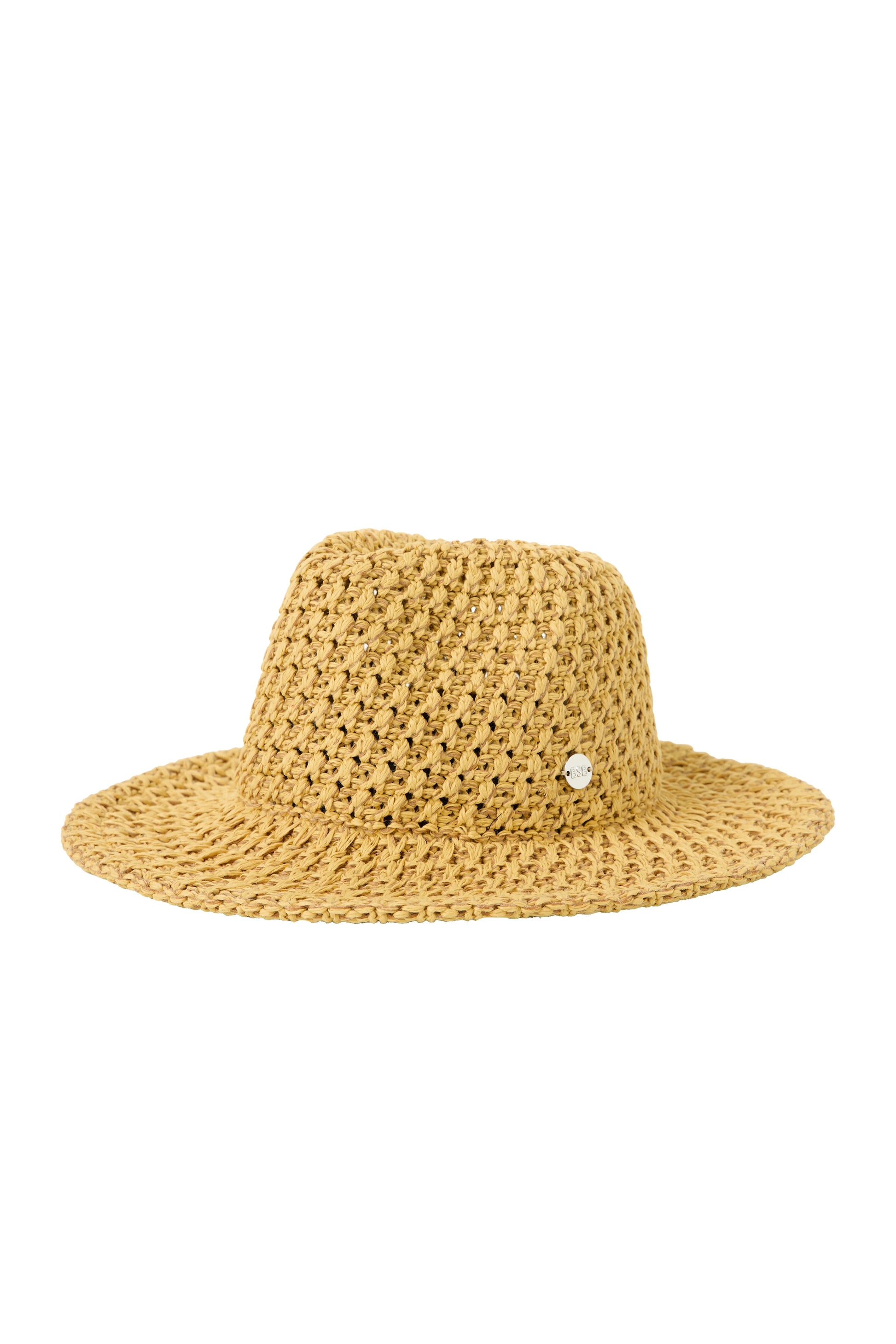 Detalle de sombrero de rafia BSB para mujer