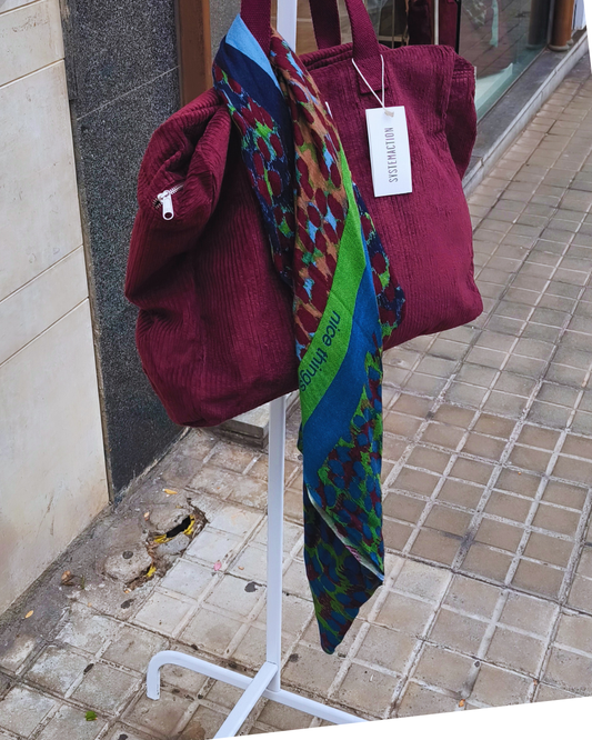 Fular estampado de Nice Things