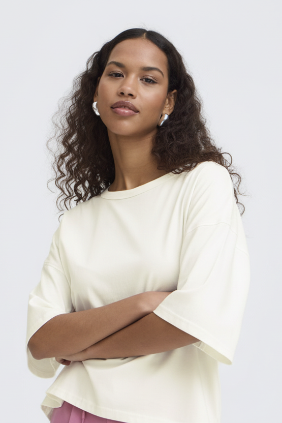 Camiseta loose fit ICHI IHPALMER para mujer en blanco roto