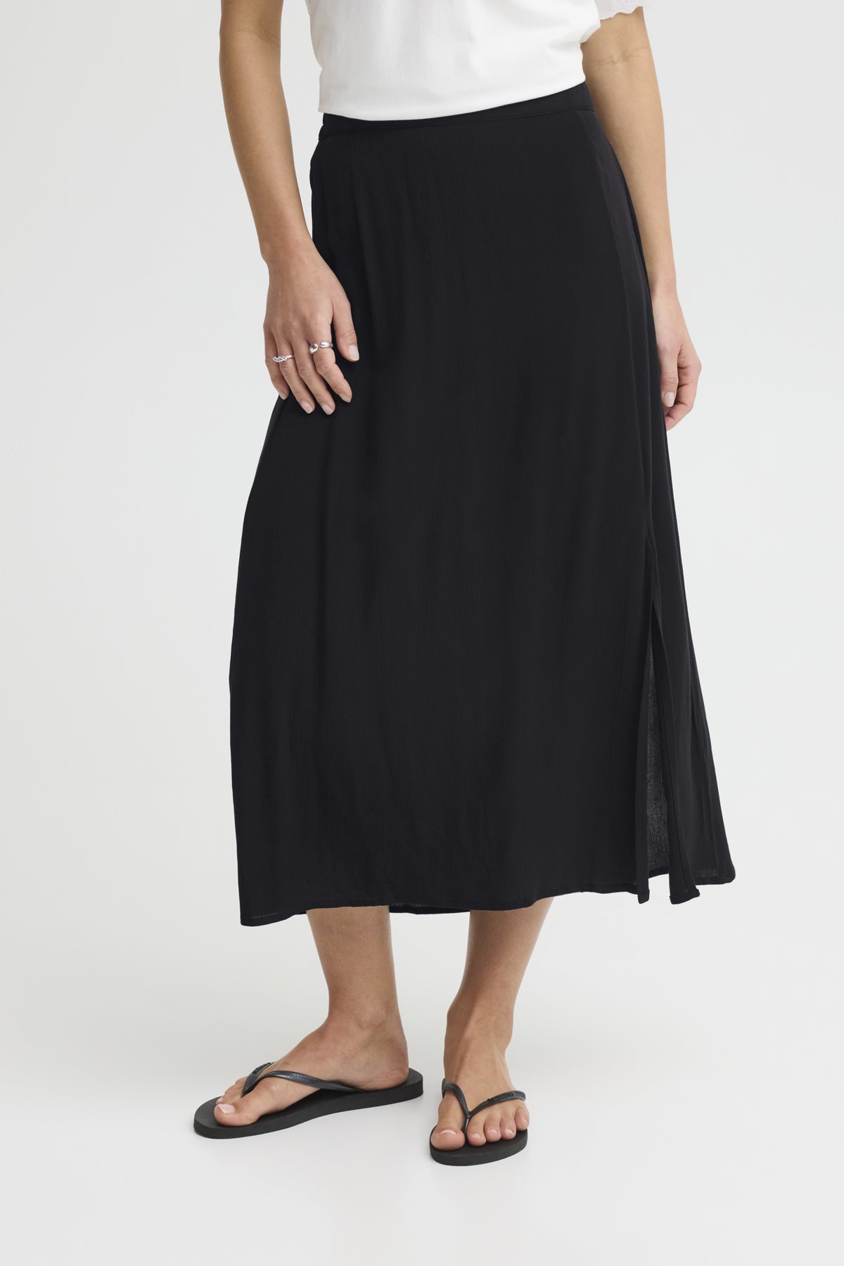 Falda midi fluida con abertura — IHMARRAKECH