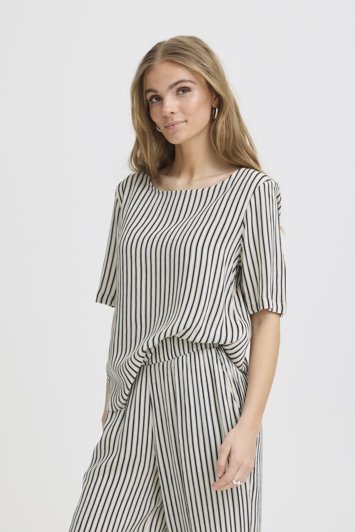 Blusa de rayas azul y crudo — IHMARRAKECH