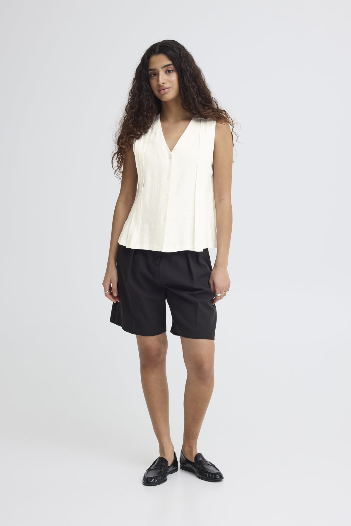 Top ICHI IHLINNO TO4 para mujer en lino blanco