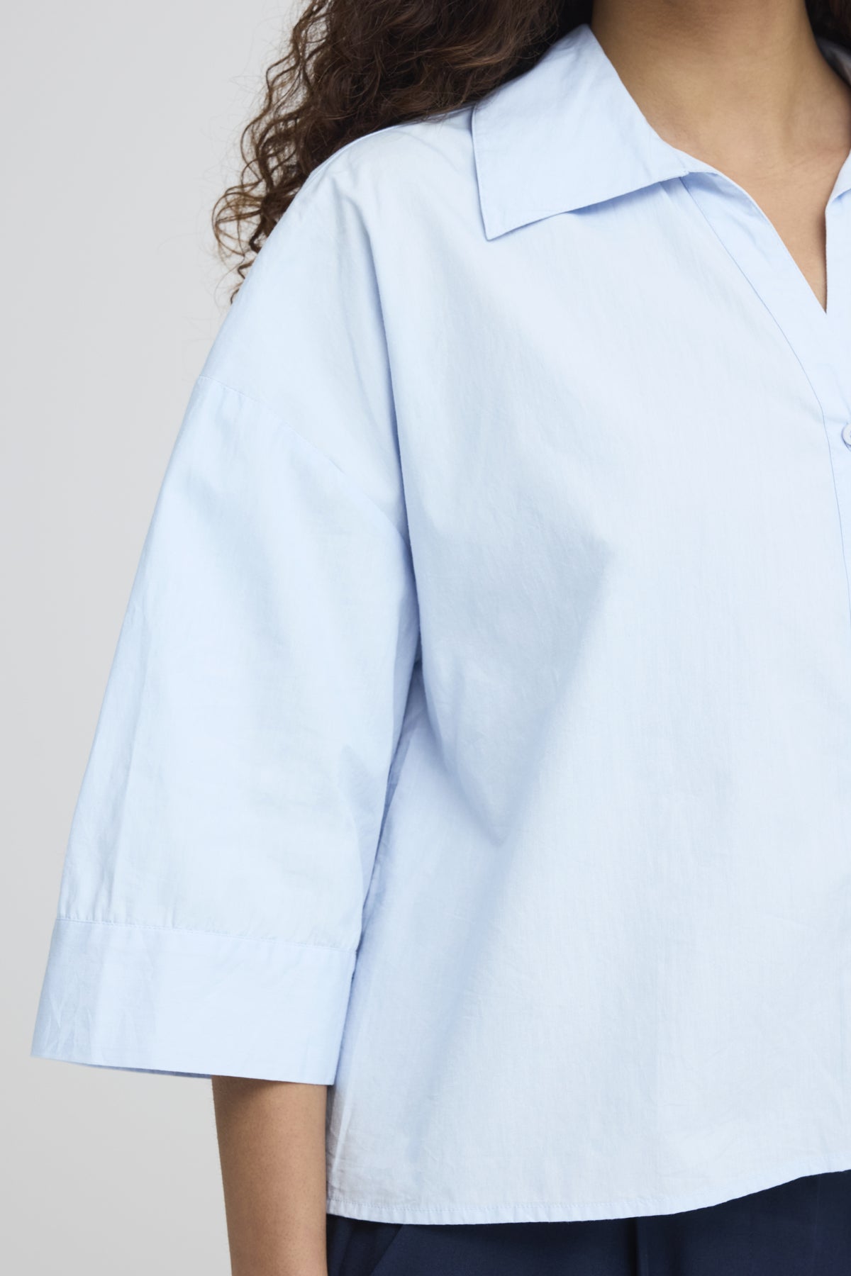 Camisa azul fluida — IHLUANNE SH de ICHI