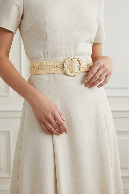 Detalle de Cinturón — IAVILLA BE de ICHI en color arena