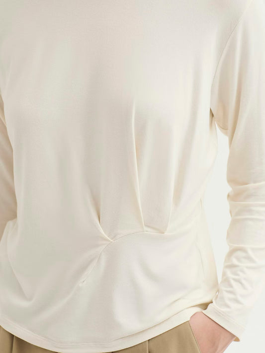 Camiseta detalle pliegues laterales