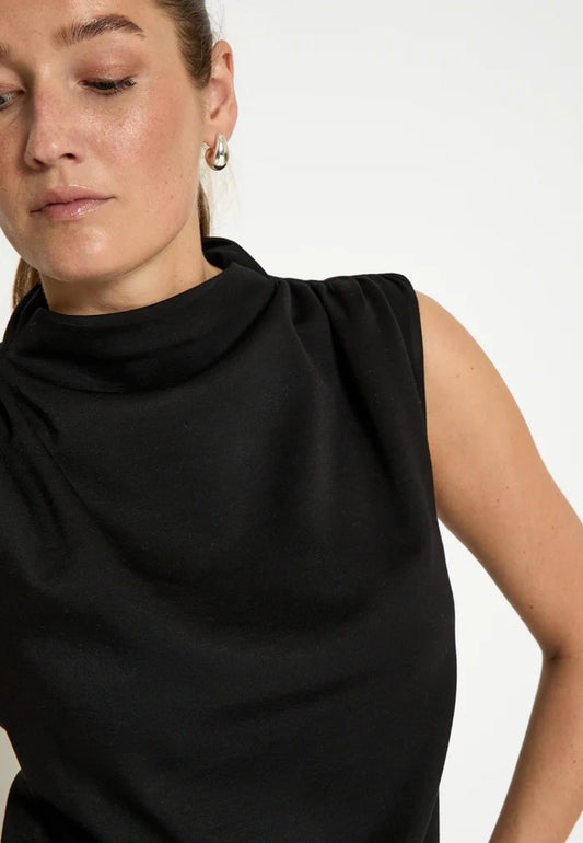 Top sin mangas  — Inka