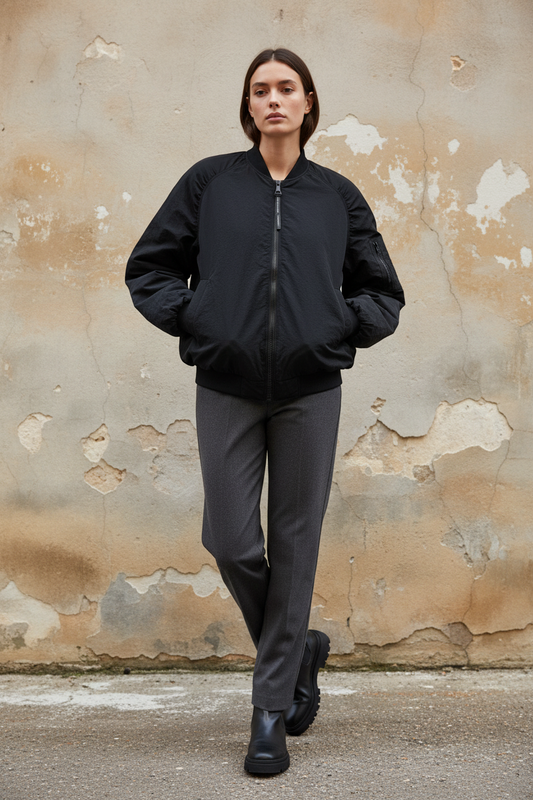 Bomber en color negro — Nubolina Jacket