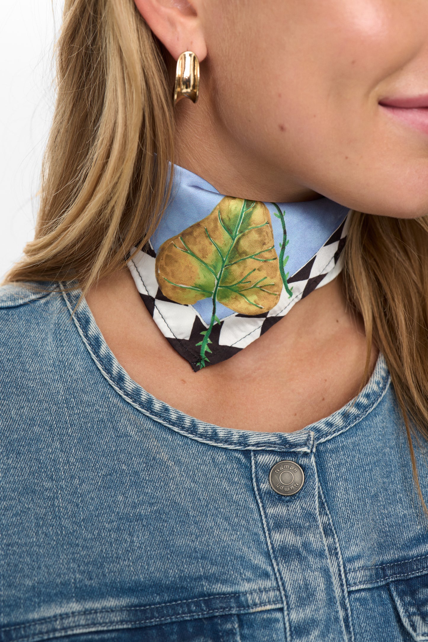 Pañuelo de satén — Numocha Satin Scarf