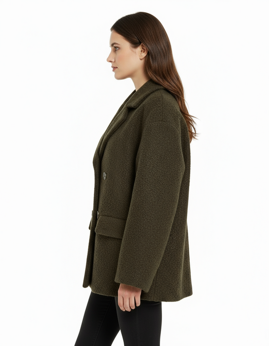 Chaquetón corto estructurado de lana bouclé — Cynthia