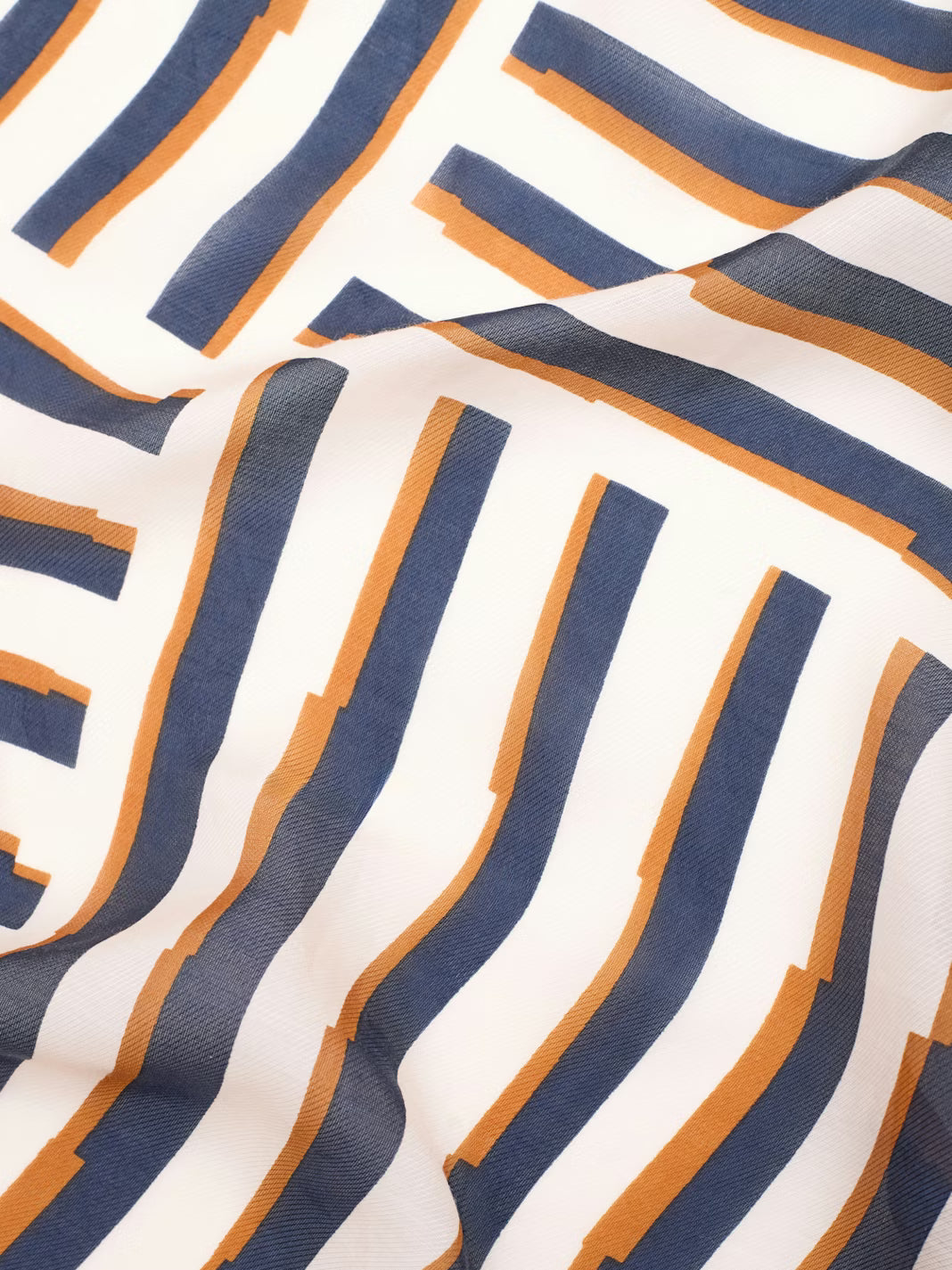 Vista de pañuelo Nice Things Broken Stripes crudo