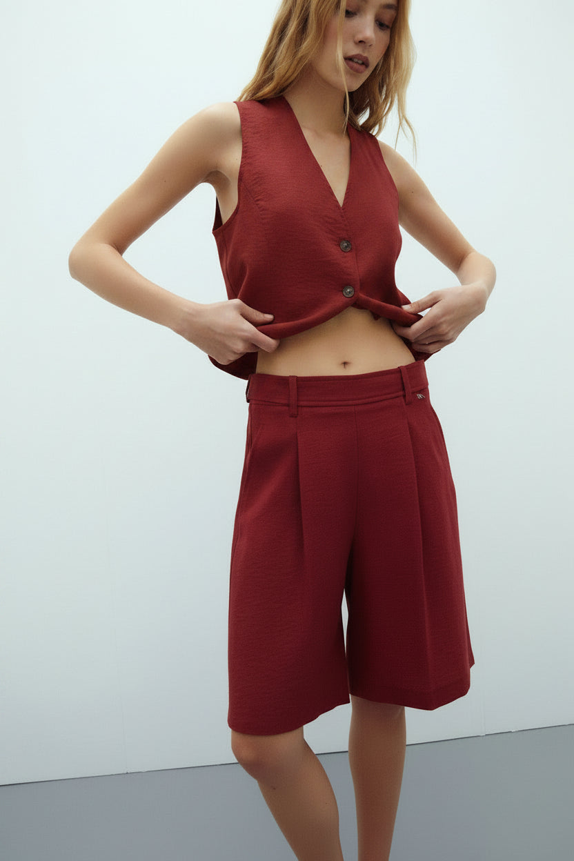Bermuda fluida de tiro alto Andam para mujer en color rojo