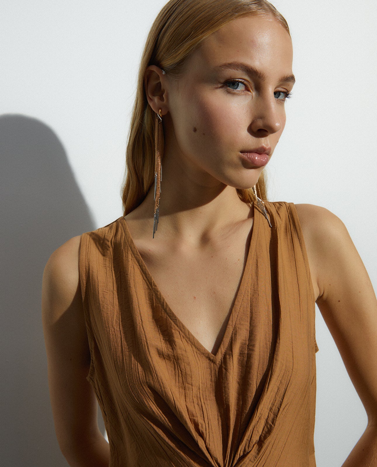 Vestido Andam largo satinado con caída elegante