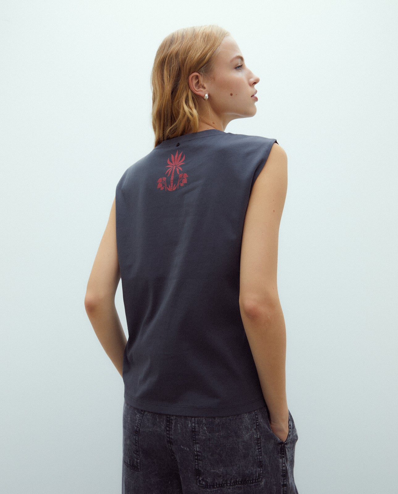 Top Andam para mujer sin mangas con estampado gráfico