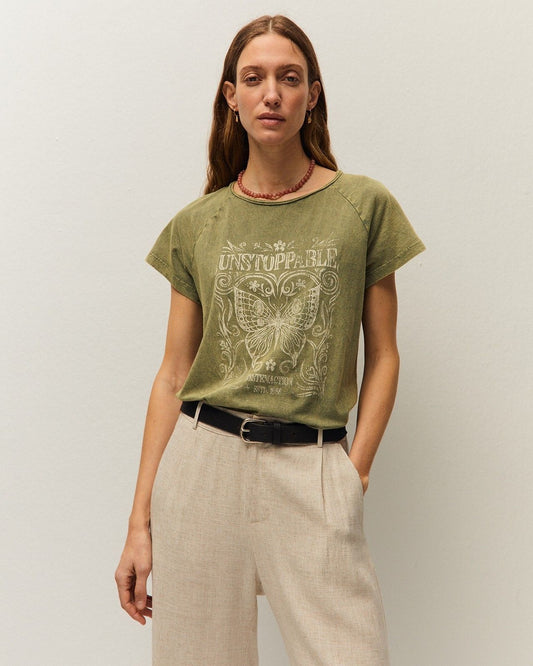 Camiseta verde con print de mariposa de System Action en color verde