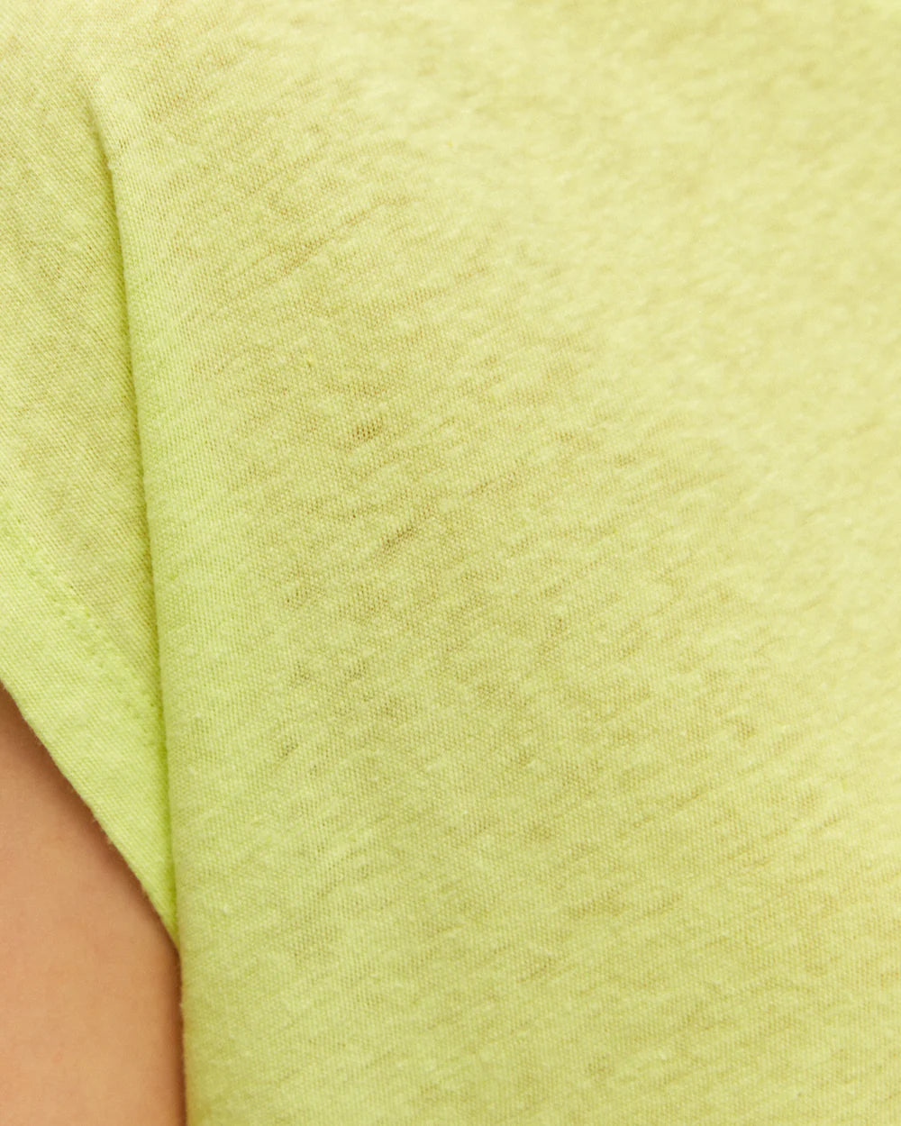 Camiseta de lino System Action para mujer en color amarillo