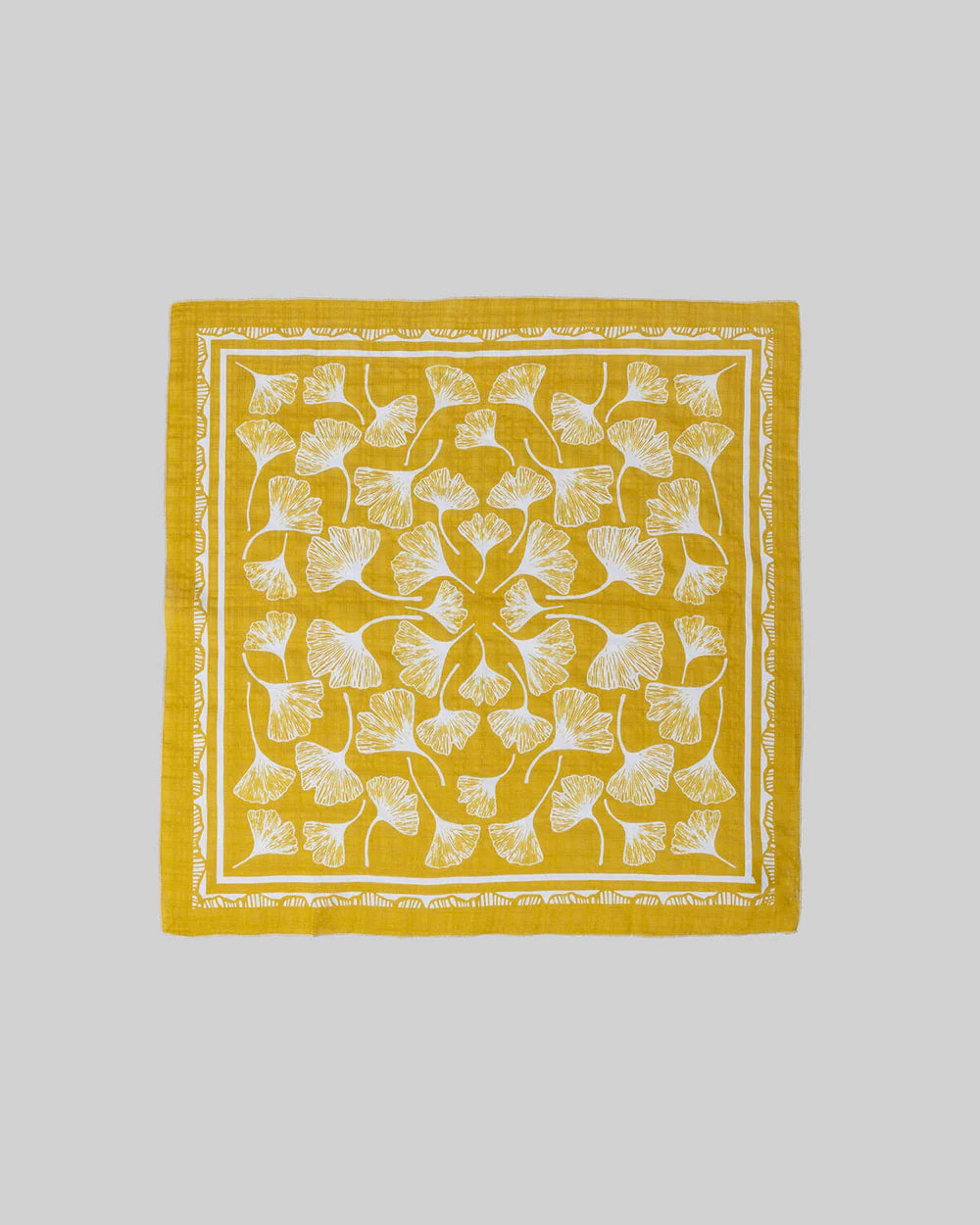 Pañuelo pequeño estampado en amarillo mostaza