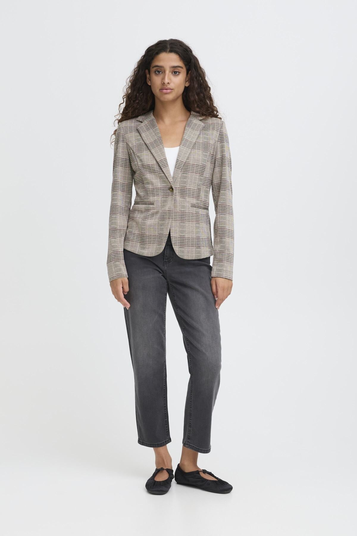 Blazer cuadros Ihmanse Check — look completo con pantalón coordinado