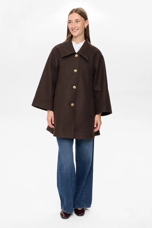 Abrigo corto Nukimberly — vista frontal