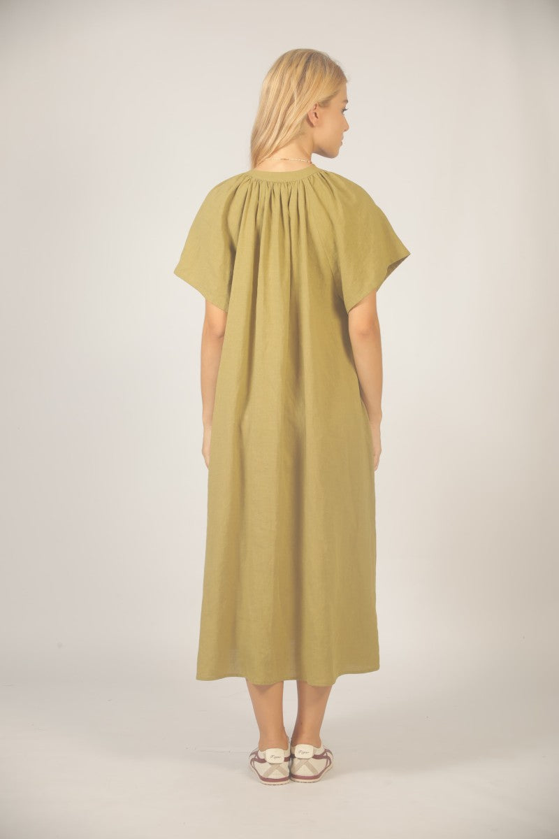 Detalle de vestido fluido See U Soon para mujer