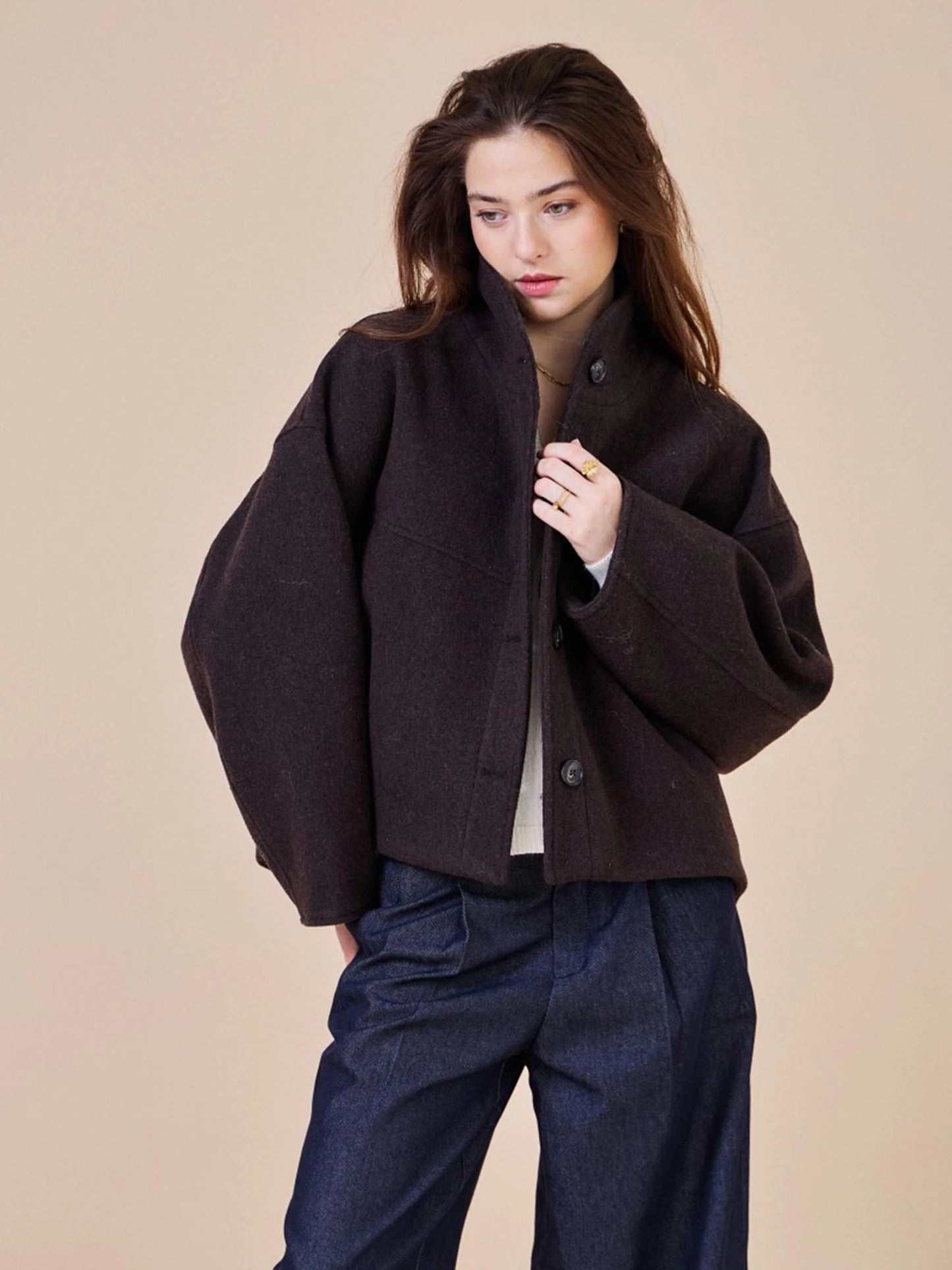 Chaqueta corta mezcla de lana See U Soon — vista tres cuartos